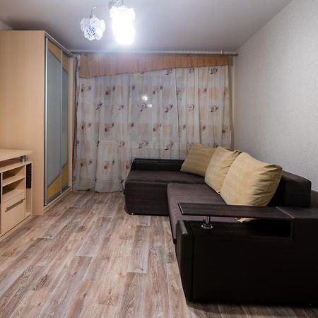 Apartment Street Trostyanetskaya كييف المظهر الخارجي الصورة