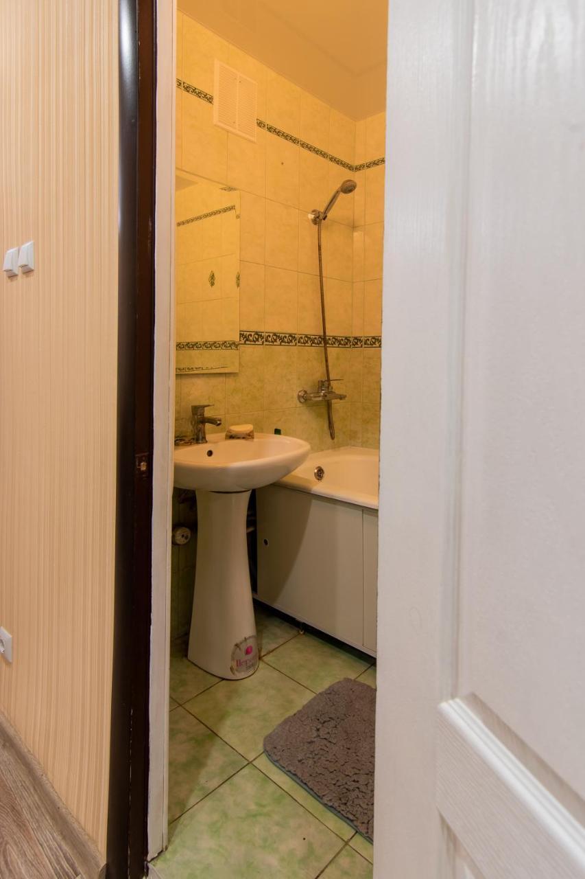 Apartment Street Trostyanetskaya كييف المظهر الخارجي الصورة